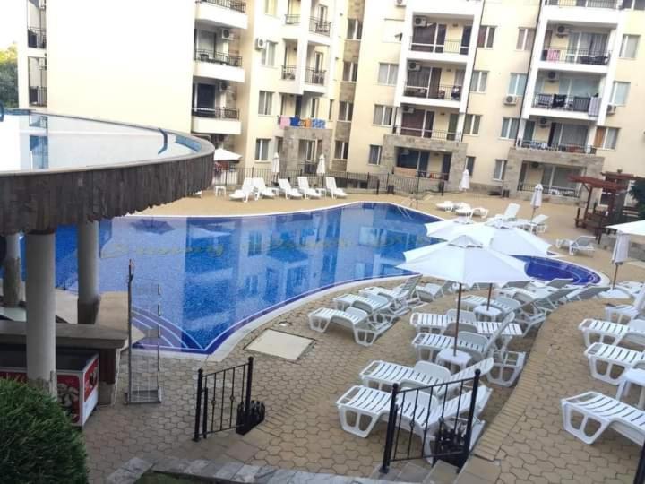 Sunny Beach Hills Apartment - Private Exterior photo